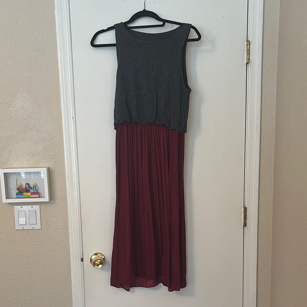 LOFT Gray Pleated Midi Sundress